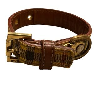 Mini XS BURBERRY AUTHENTIC dog collar Plaid Leather with Gold Hardware. Sold-out